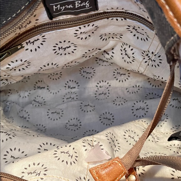 Stylish Gray and Brown Myra Bag - Picture 2 of 3